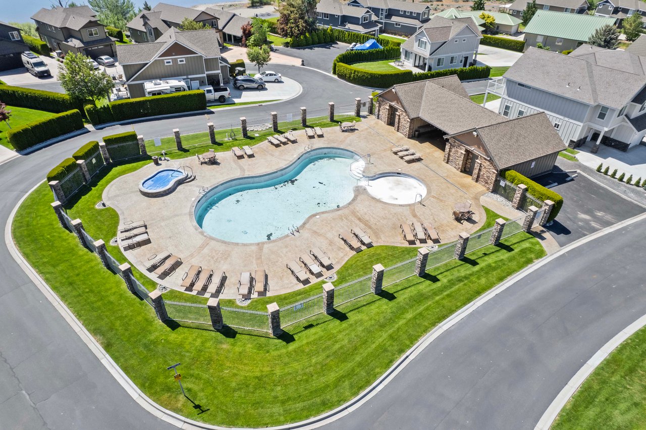 Crescent Bay Community Pool