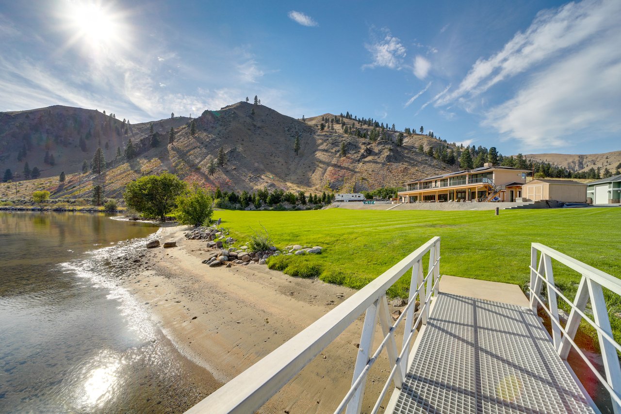 Shared Dock with huge yard that is meticulously landscaped