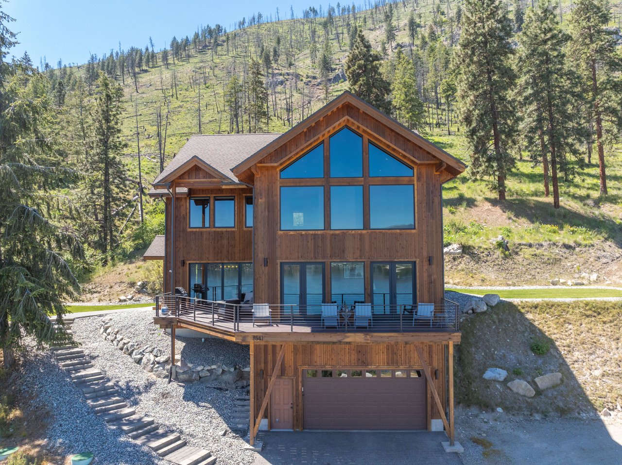 Exterior / Front of the home