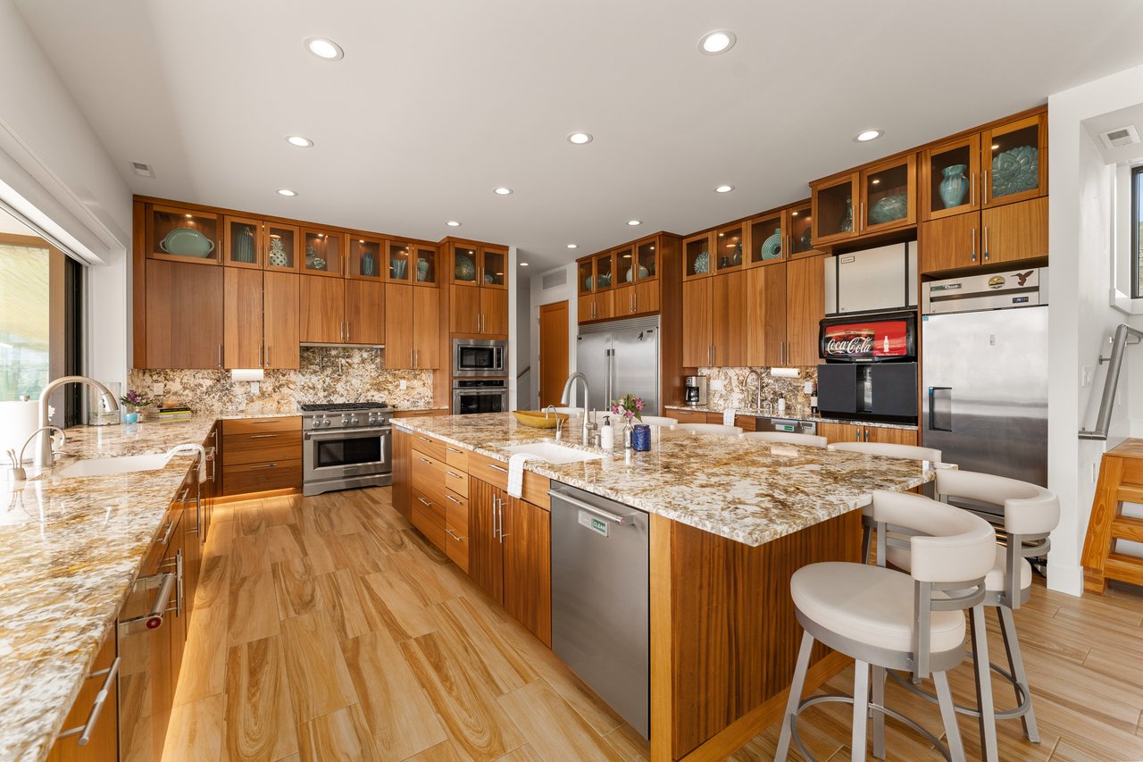 Gas stove, double ovens, bread warming drawer, microwave