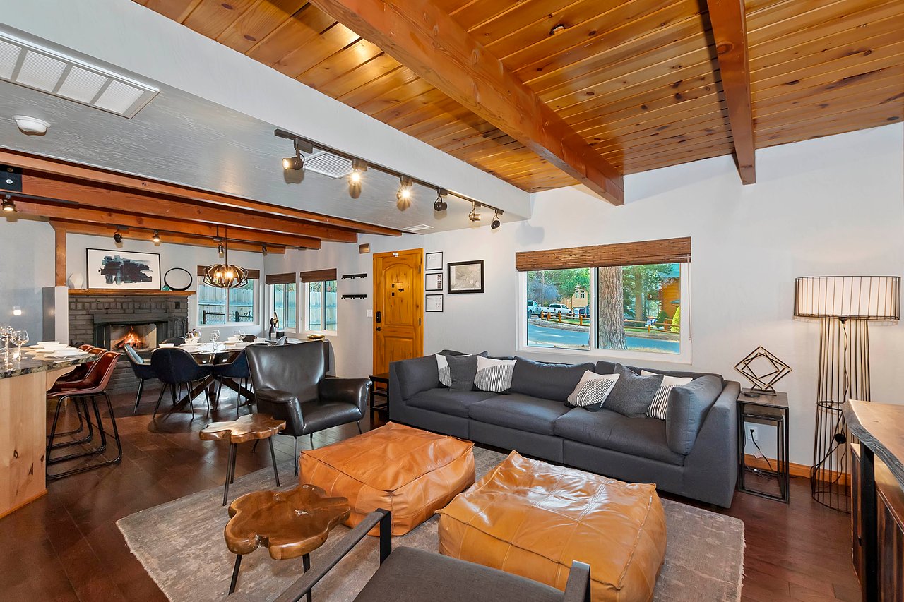 Living Room Sitting Area 3