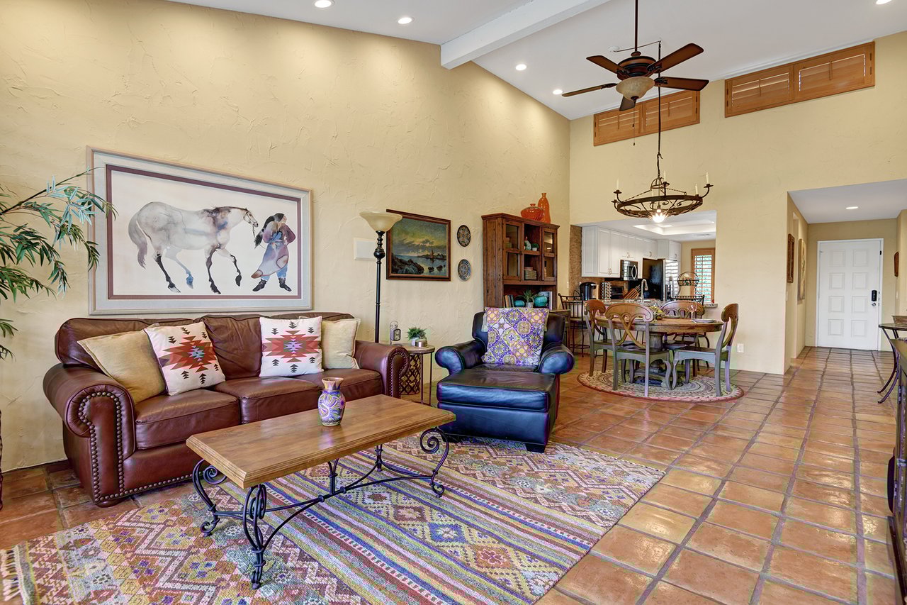 LIVING SPACE REVERSE