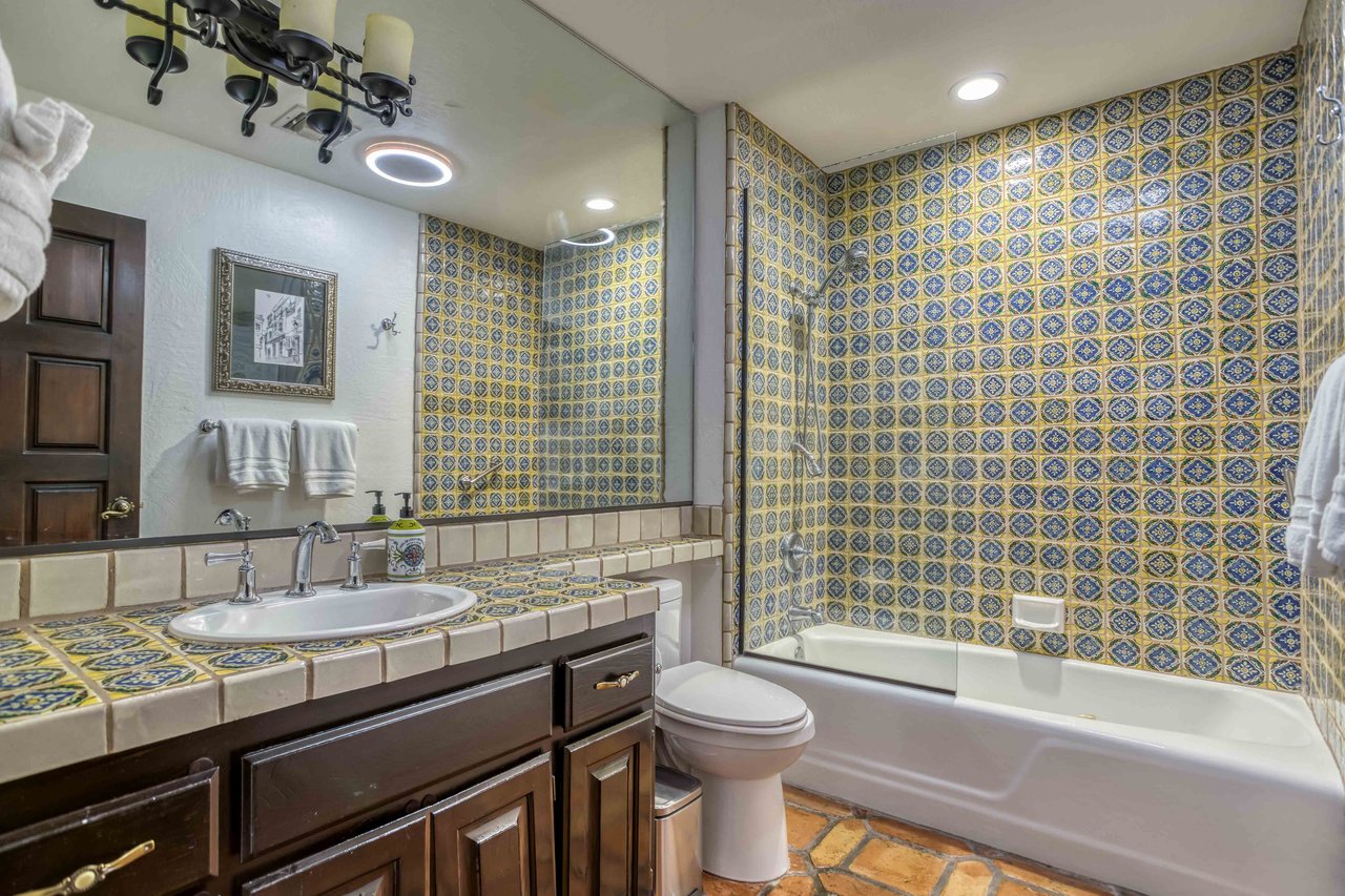 Casa Grande- Casita 1 Bedroom 6 Bathroom 5