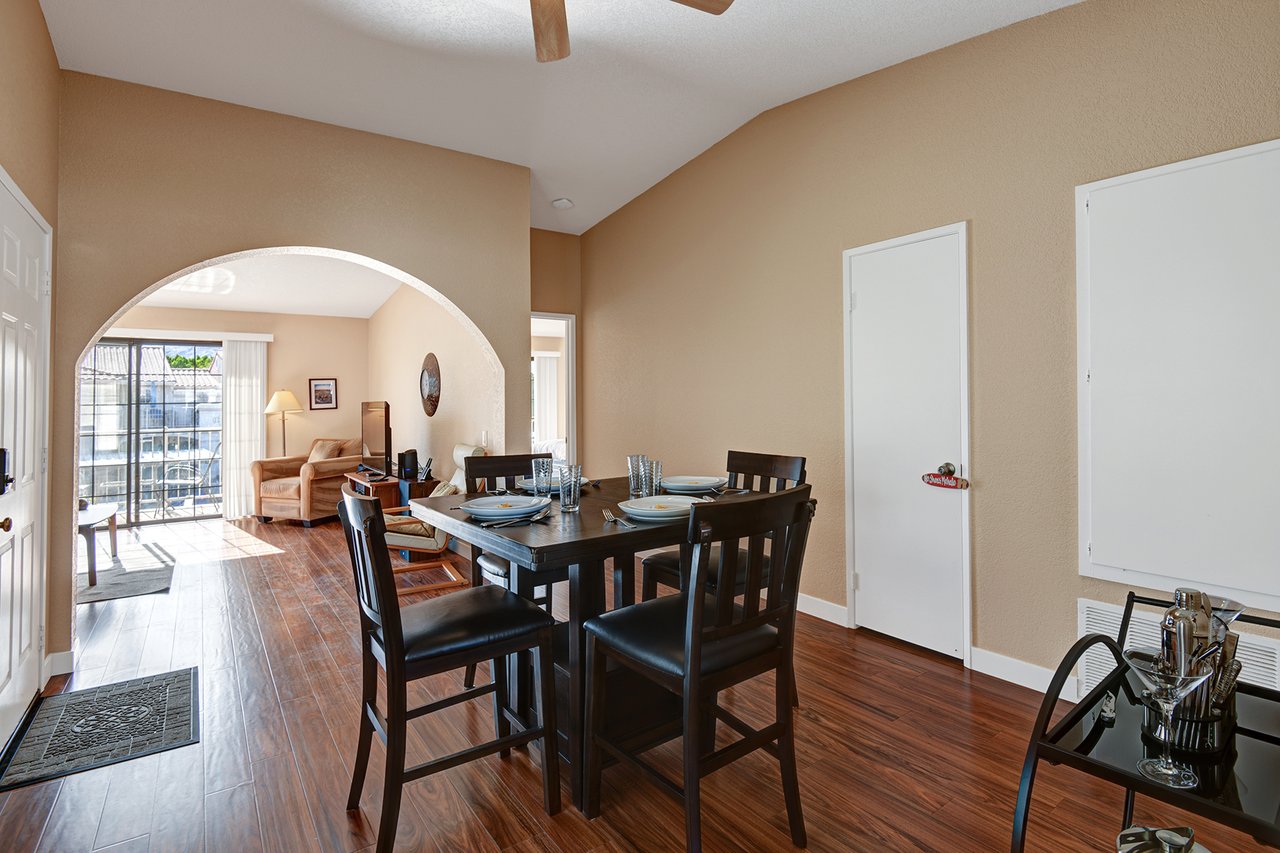 DINING SPACE REVERSE.jpg mls