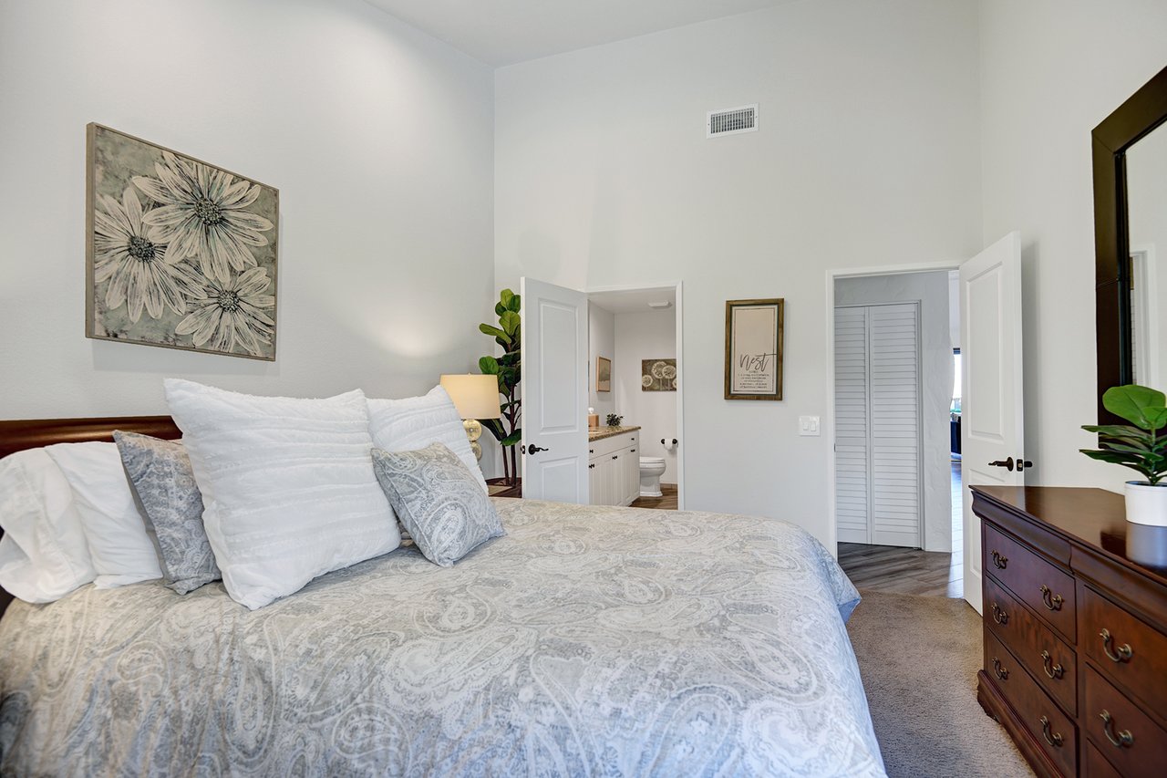 GUEST BEDROOM REVERSE