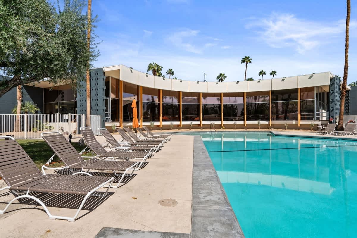 Luminous Ocotillo Bungalow - Ocotillo Lodge