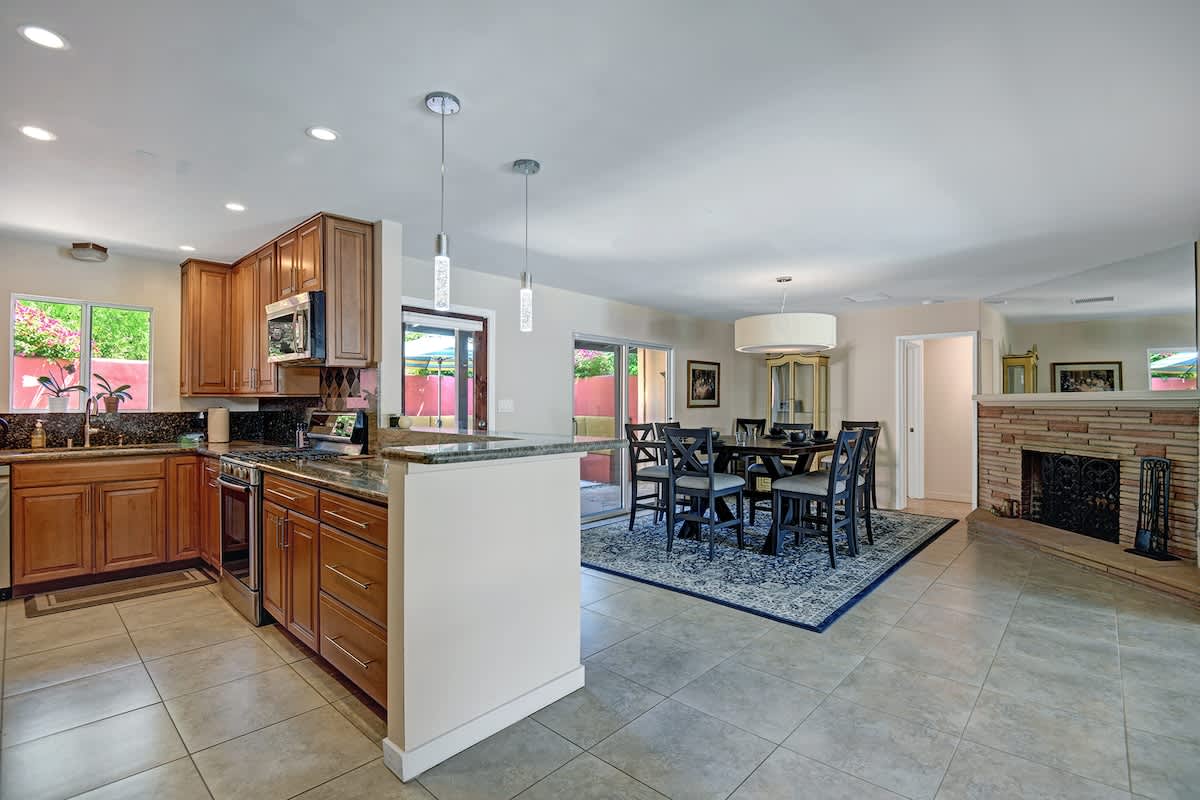 DINING SPACE CONTINIED