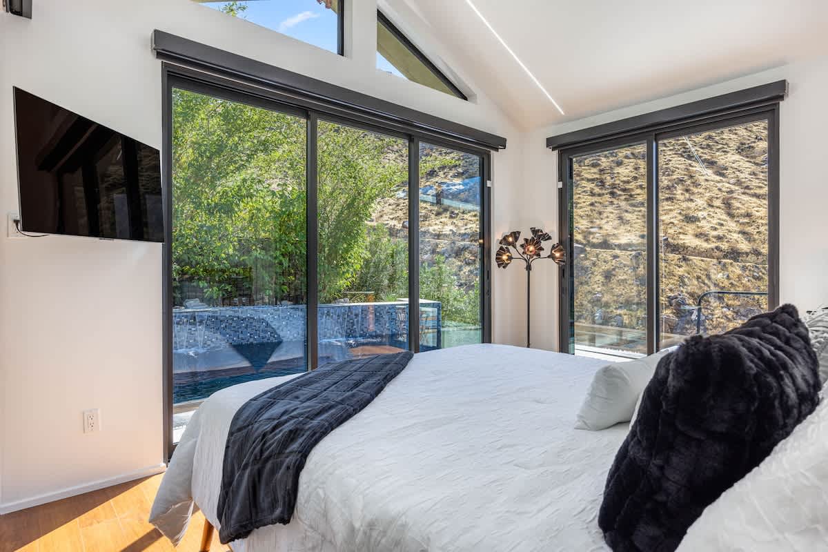 Desert Dream-  Alice Lodging