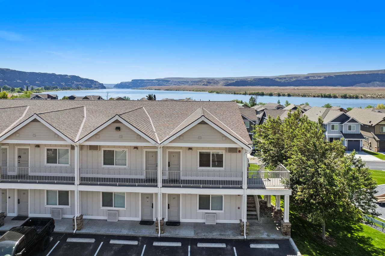 Crescent Bay Condo Complex Front Exterior