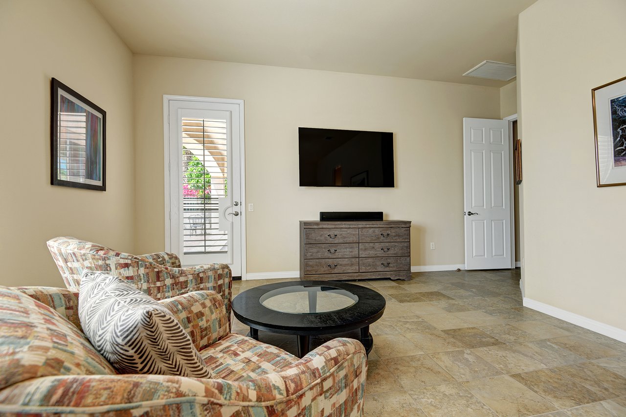 MAIN BEDROOM TV AREA