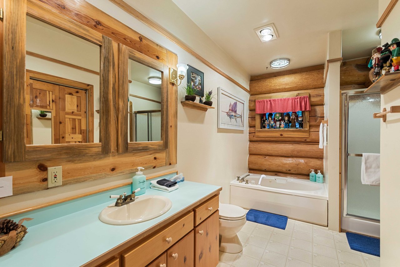 Full Bathroom with Soaking Tub