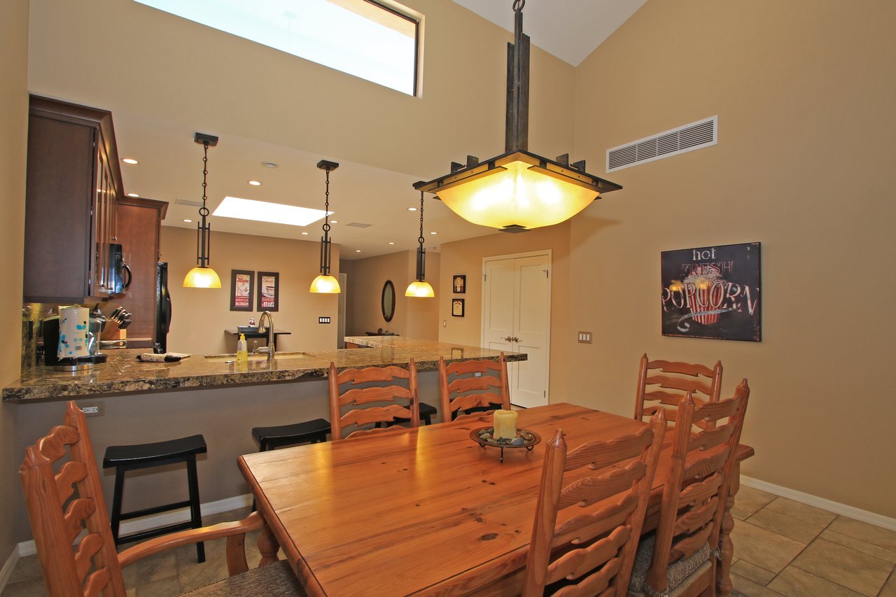 Dining and Breakfast Table