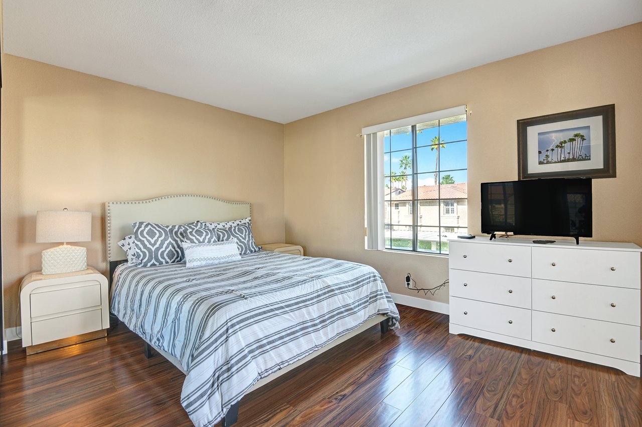 GUEST BEDROOM.jpg mls