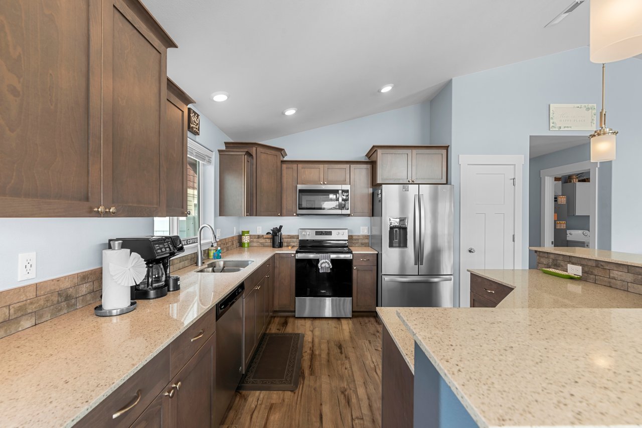 Kitchen with latest appliances