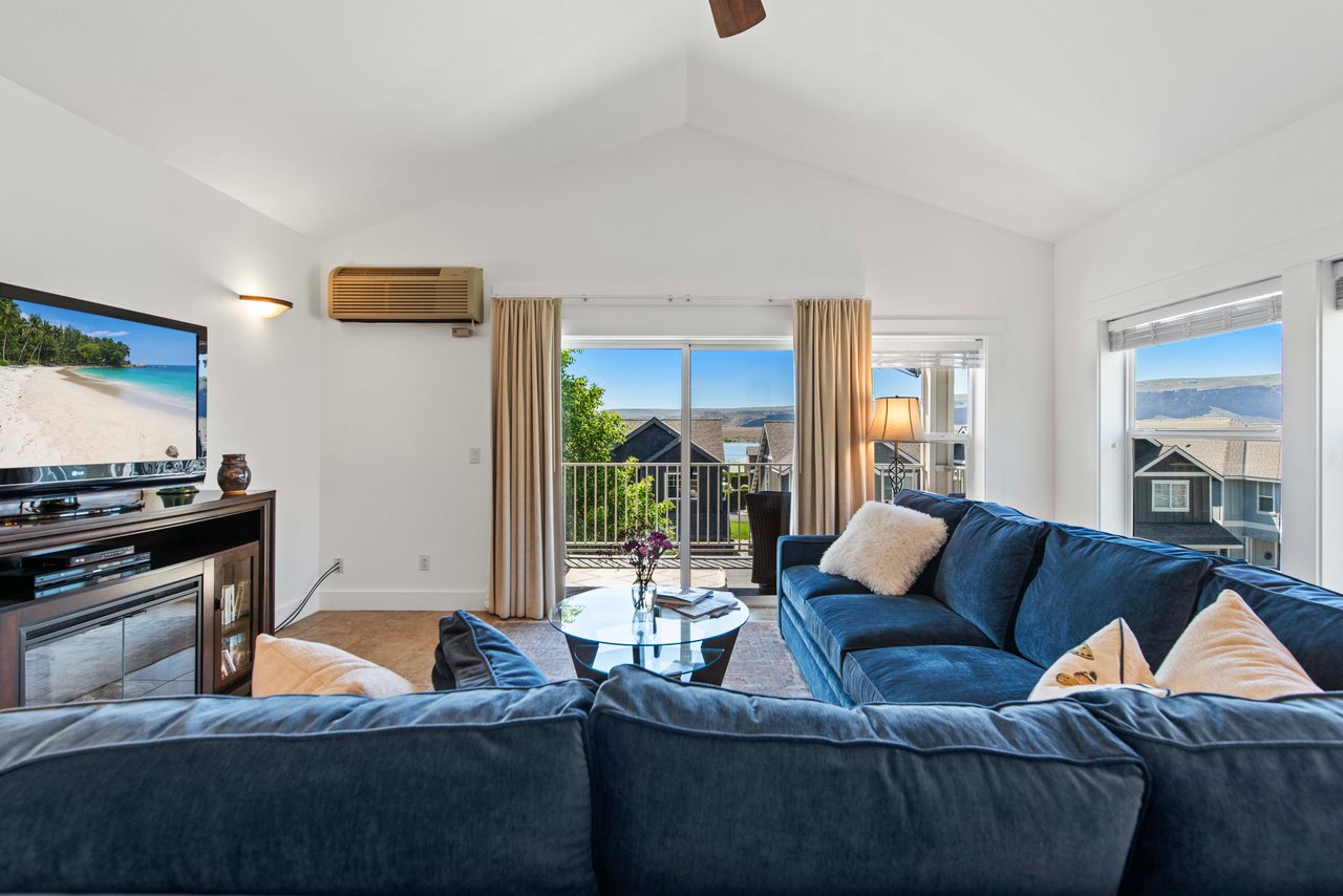 Living Area with large L-shaped sofa