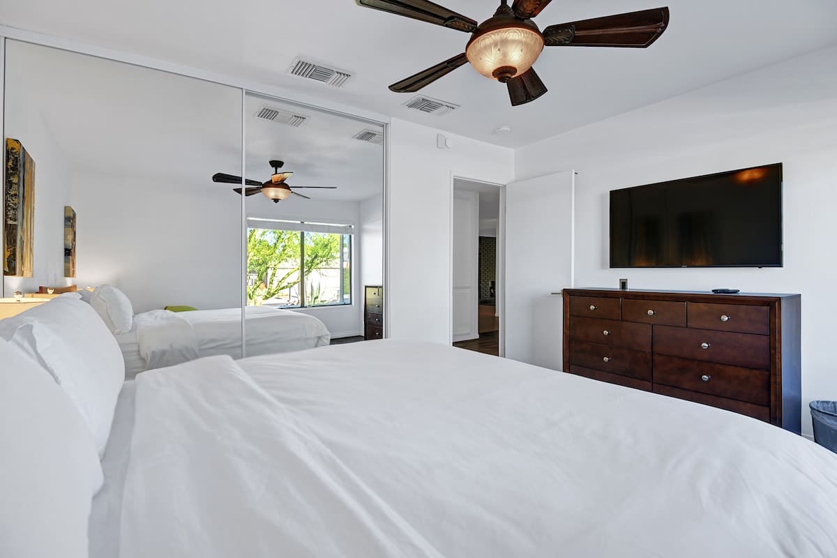 Hacienda Alondra- Meredith Lodging