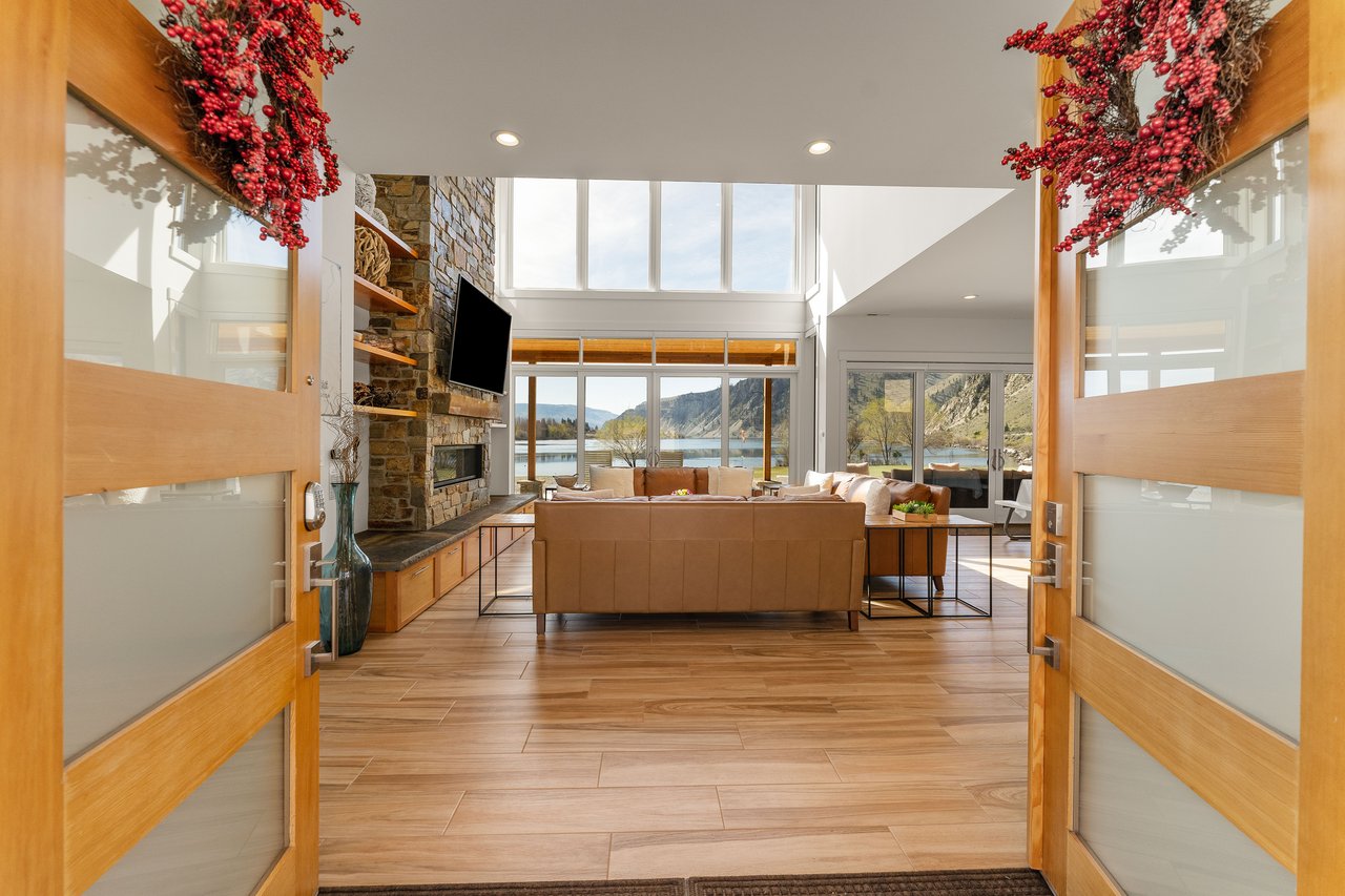 Living Room with Columbia River Views