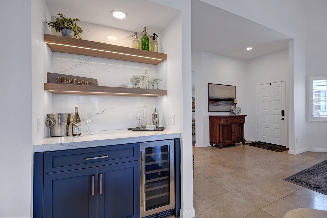 BAR TO ENTRY.jpg mls