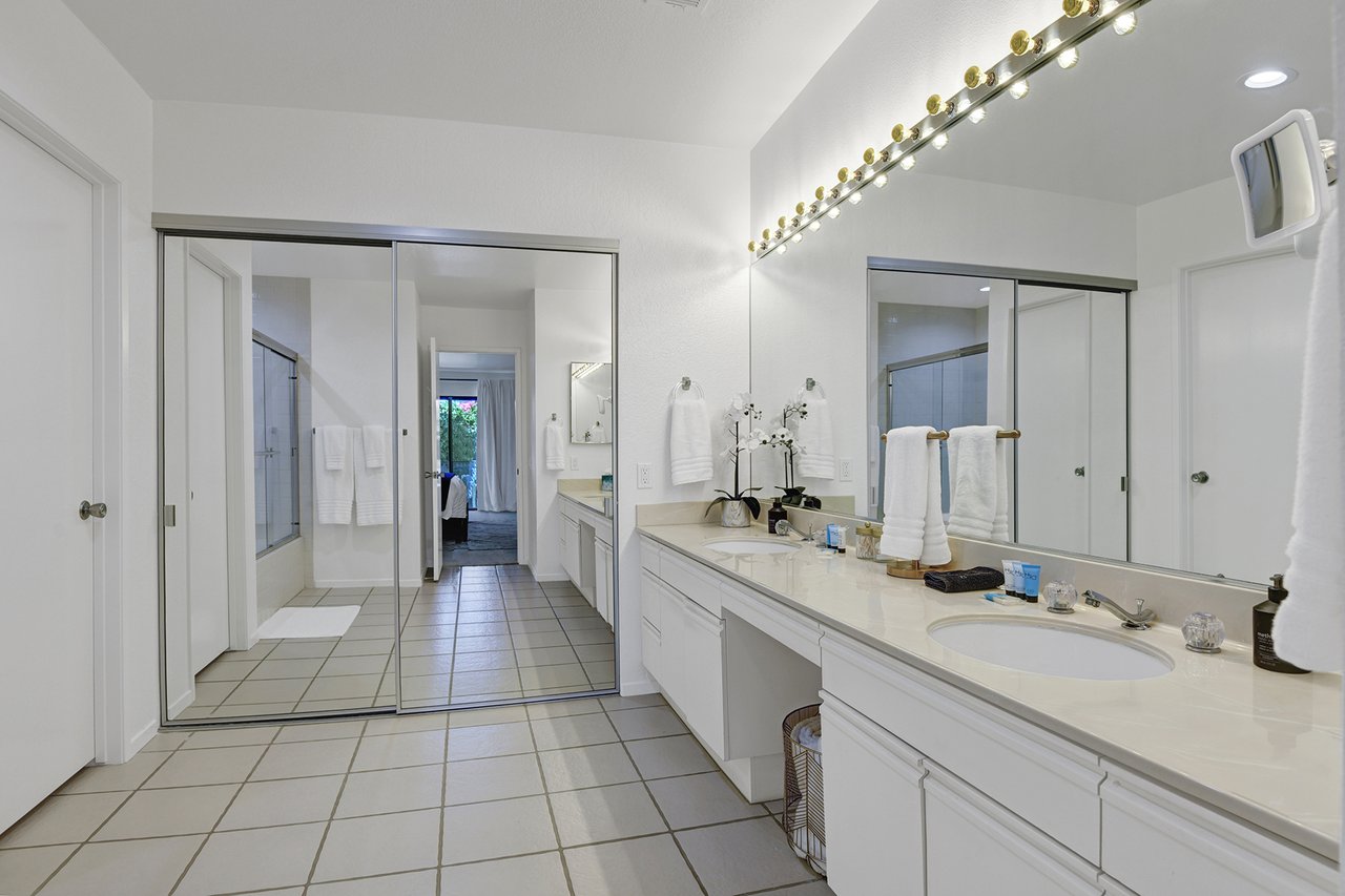 V3947- Greens and Dreams