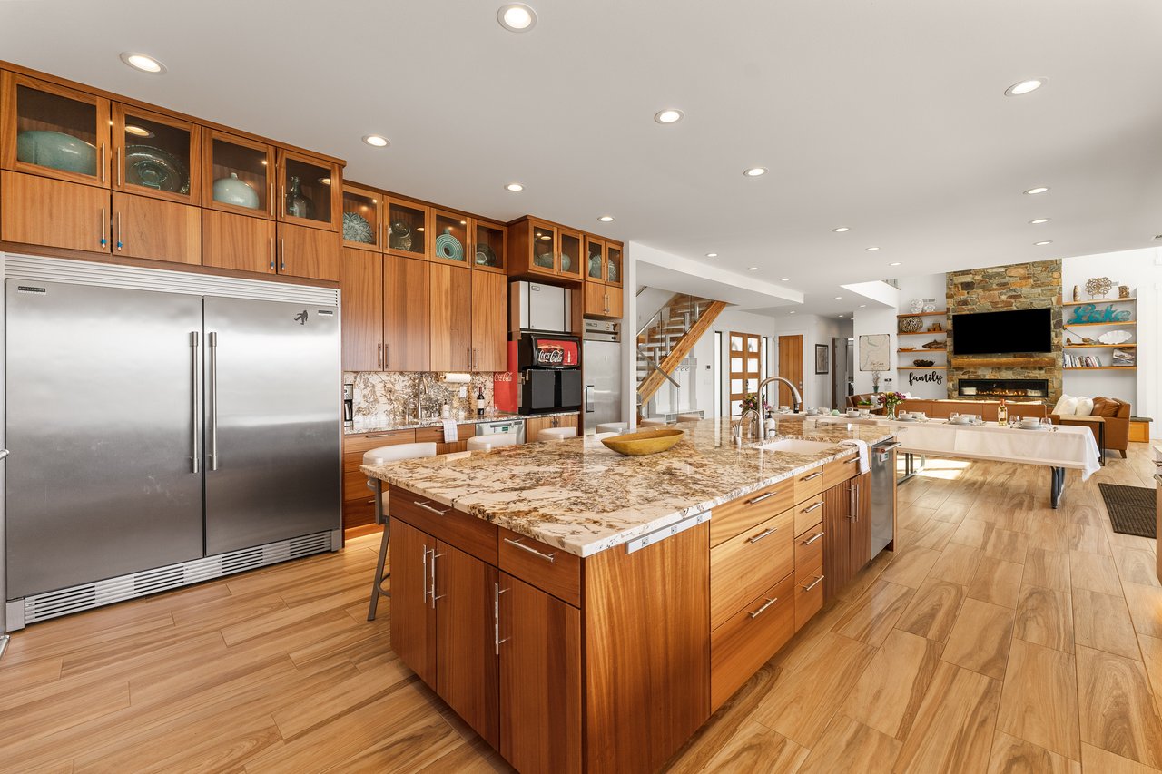 Massive fridge and freezer, beverage bar and ice machine