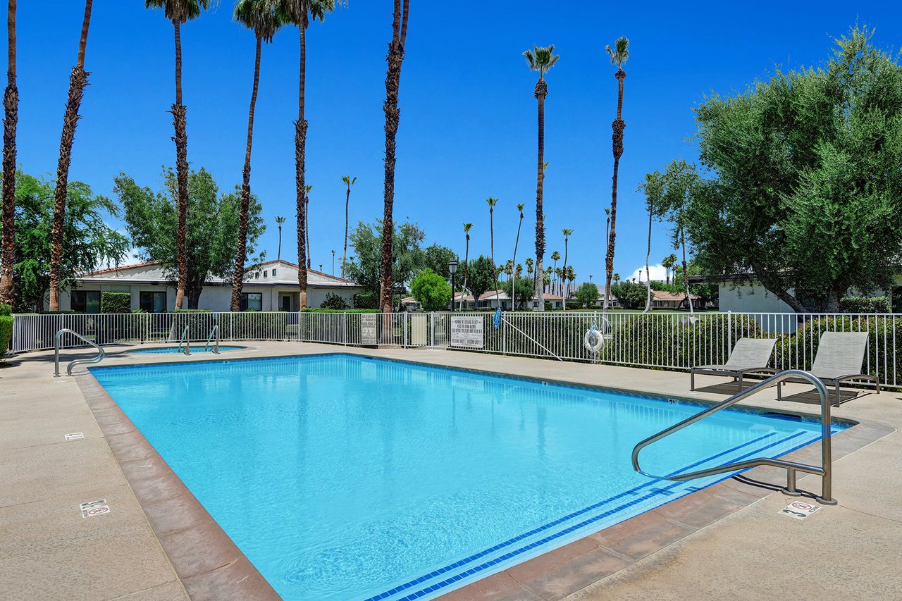 COMMUNITY POOL.jpg mls