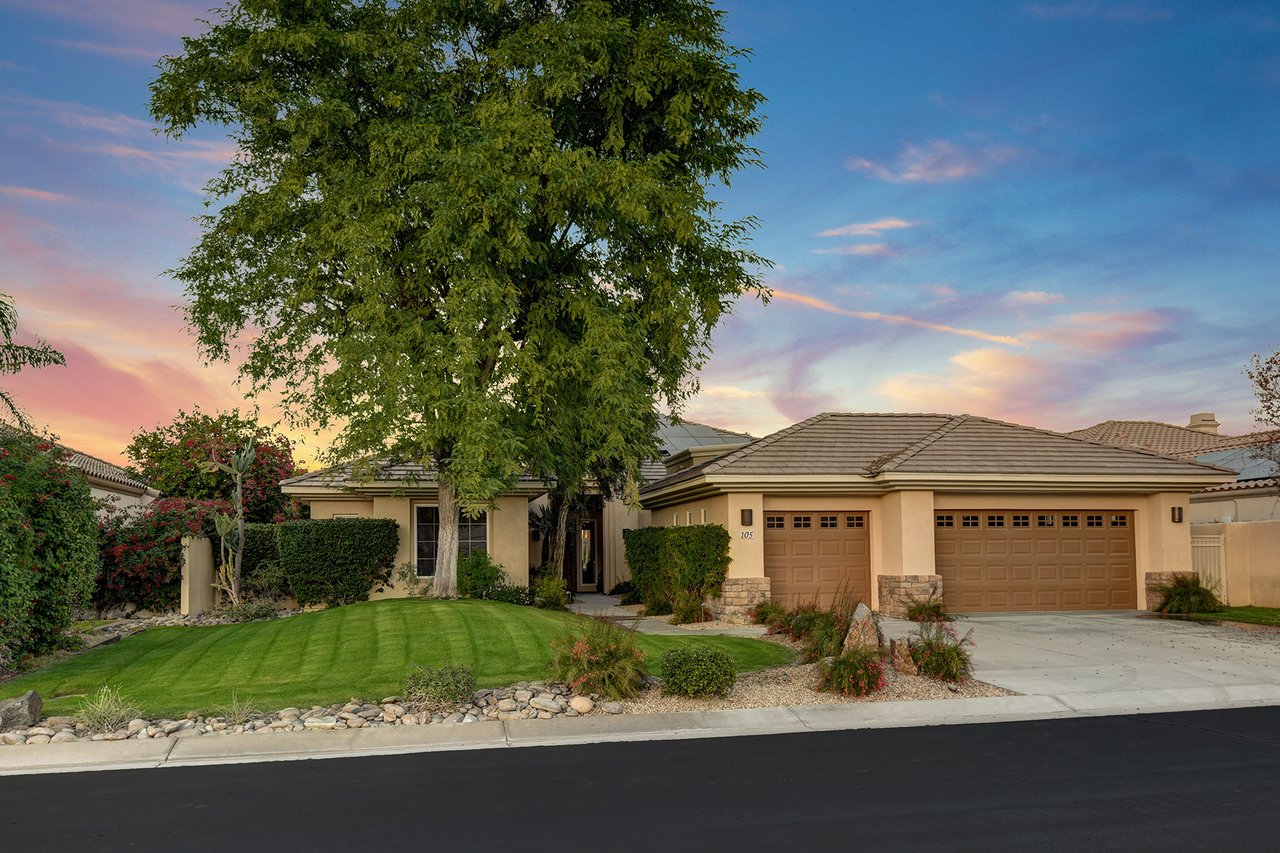 FRONT OF HOME.jpg mls