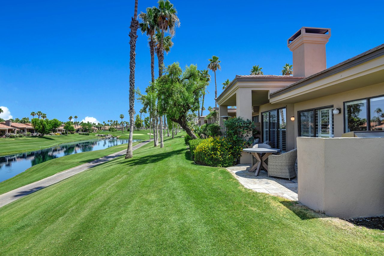 BACK OF HOME TO VIEW.jpg mls