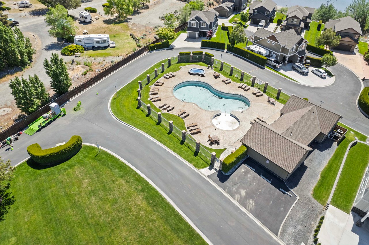 Heated Community Pool