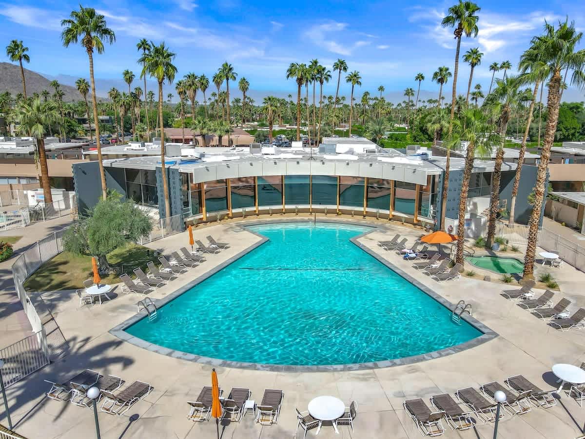 Luminous Ocotillo Bungalow - Ocotillo Lodge