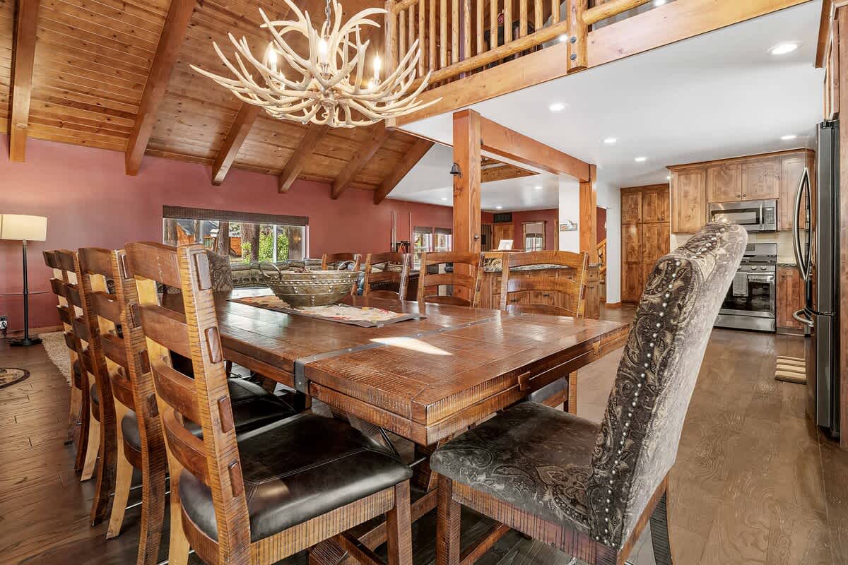 Rustic Ridge Manor-112