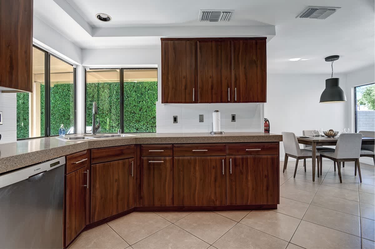 Hacienda Alondra- Meredith Lodging