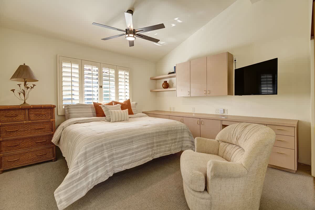 GUEST BEDROOM.jpg mls