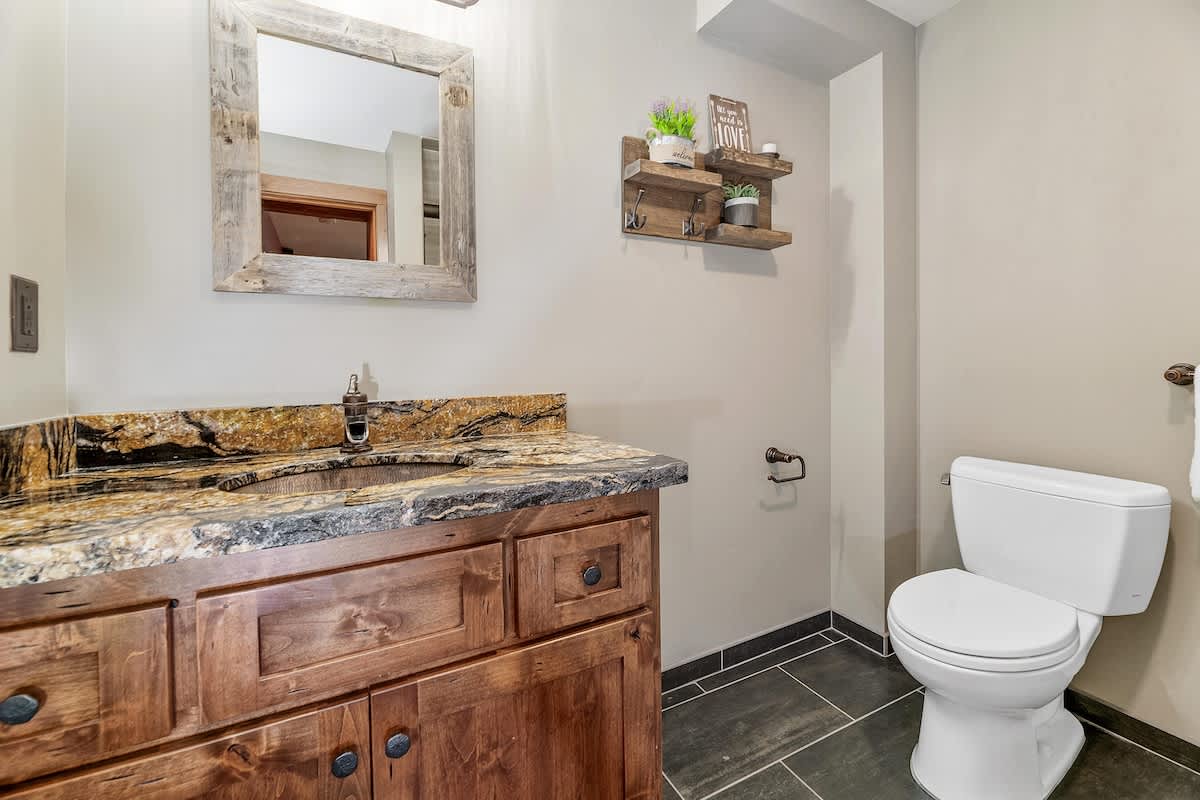 Rustic Ridge Manor-150