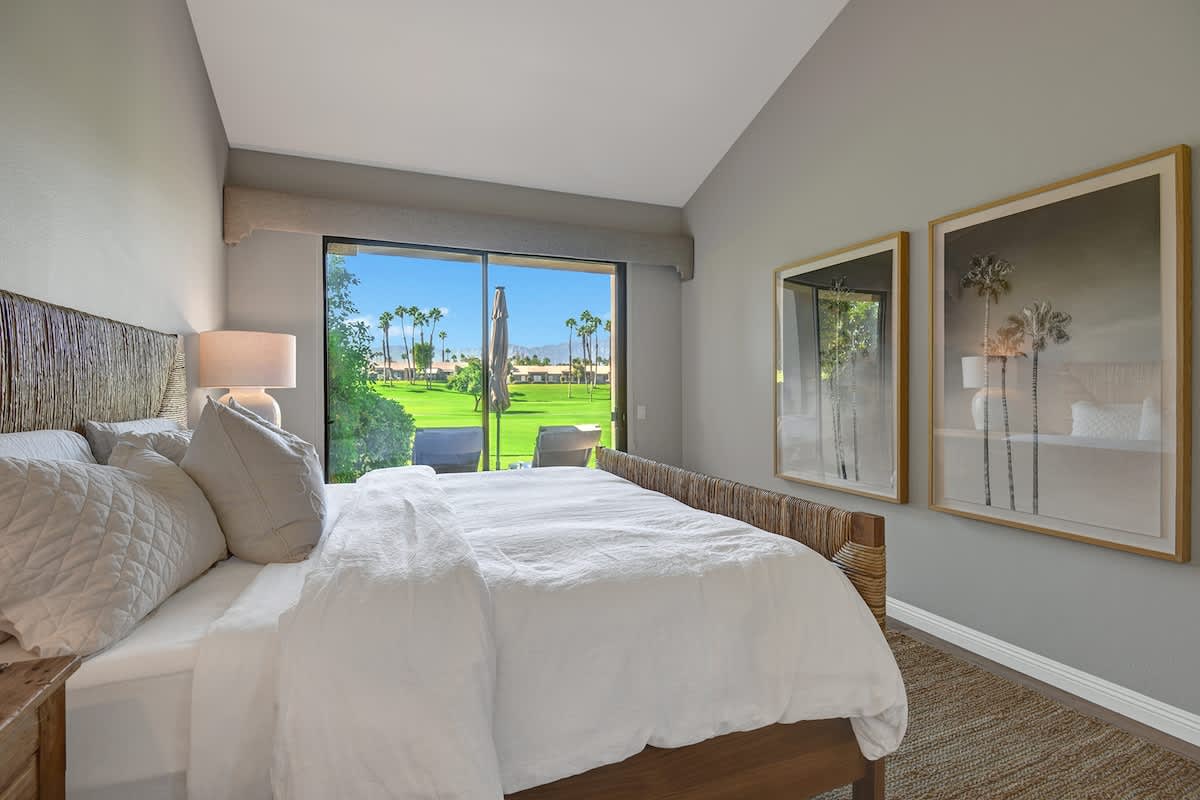 PRIMARY OVER BED.jpg mls