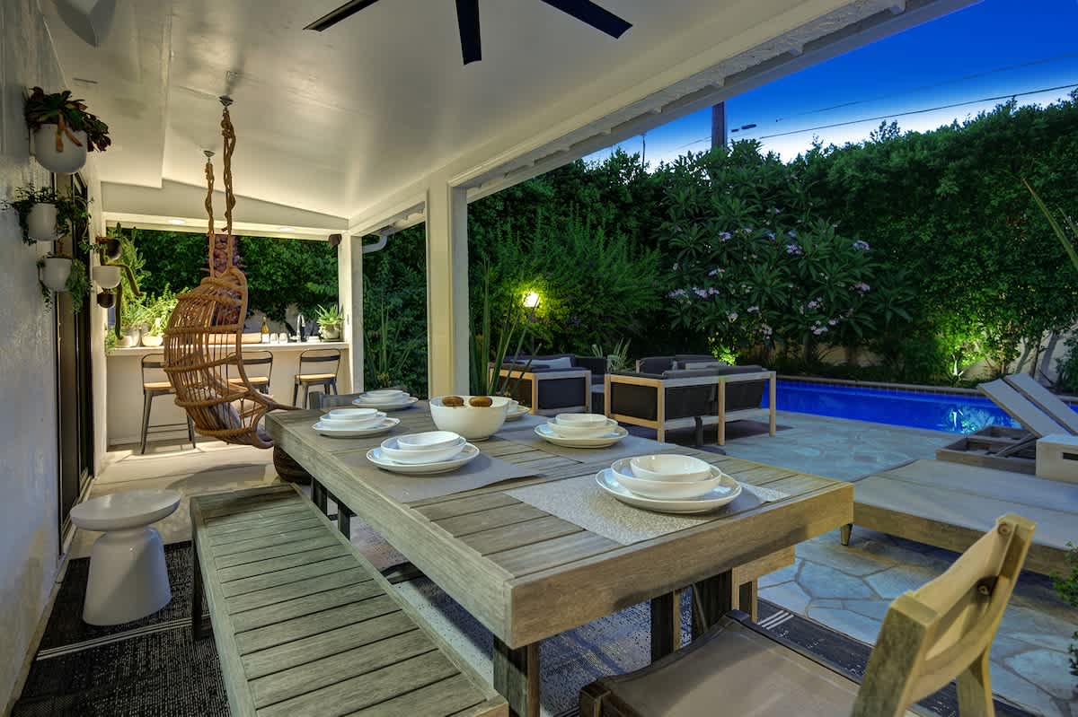 NIGHT OVER PATIO TABLE