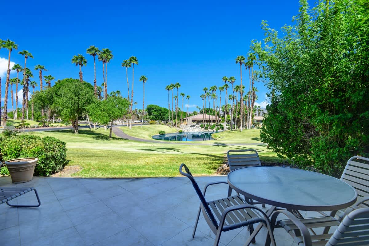 BACK PATIO STRAIGHT OUT.jpg mls