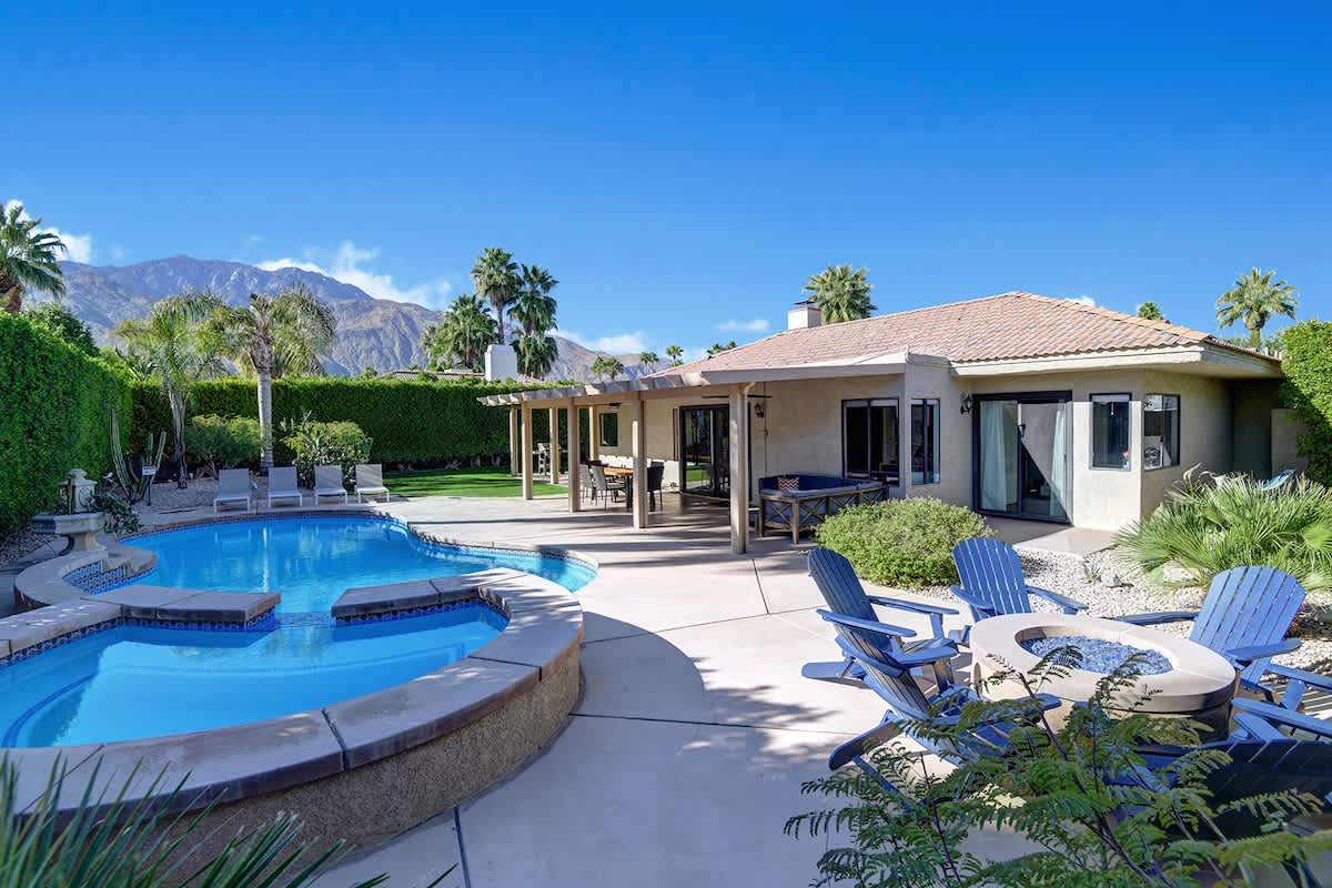 Hacienda Alondra- Meredith Lodging