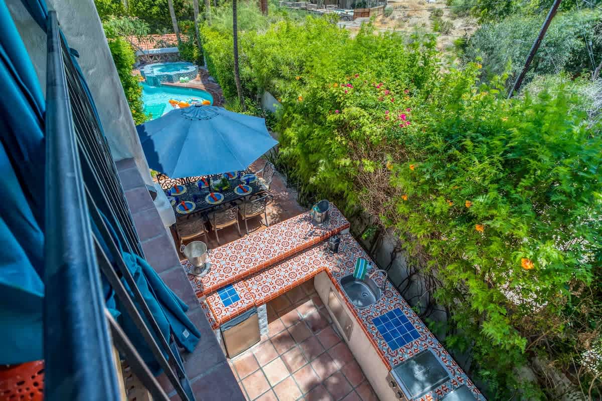 Casa Grande-Primary bedroom 1 balcony facing outdoor kitchen