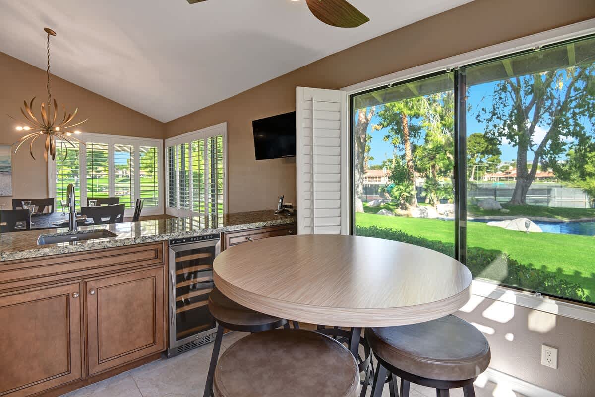 KITCHEN TABLE REVERSE