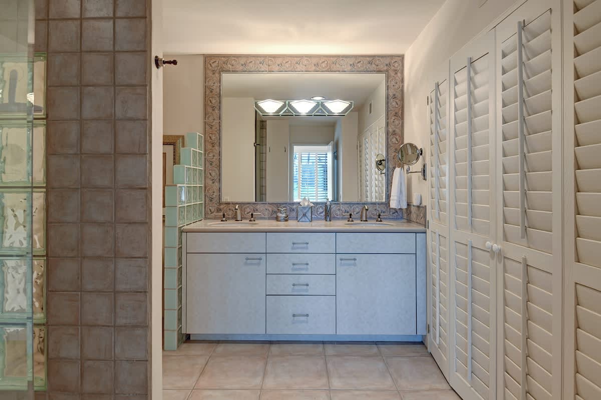 VS946 - Palm Valley Waterfront - Meredith Lodging