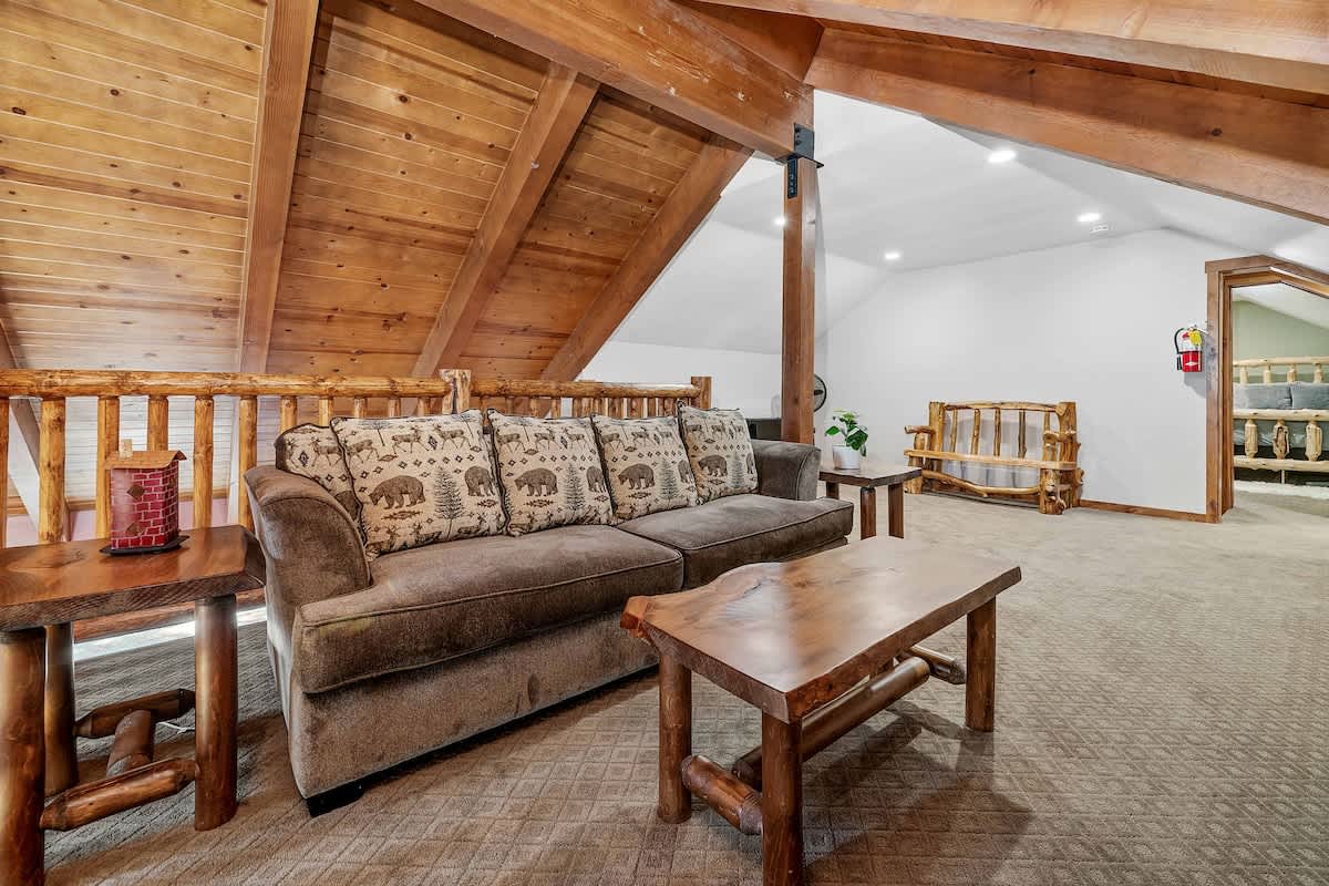 Rustic Ridge Manor-123