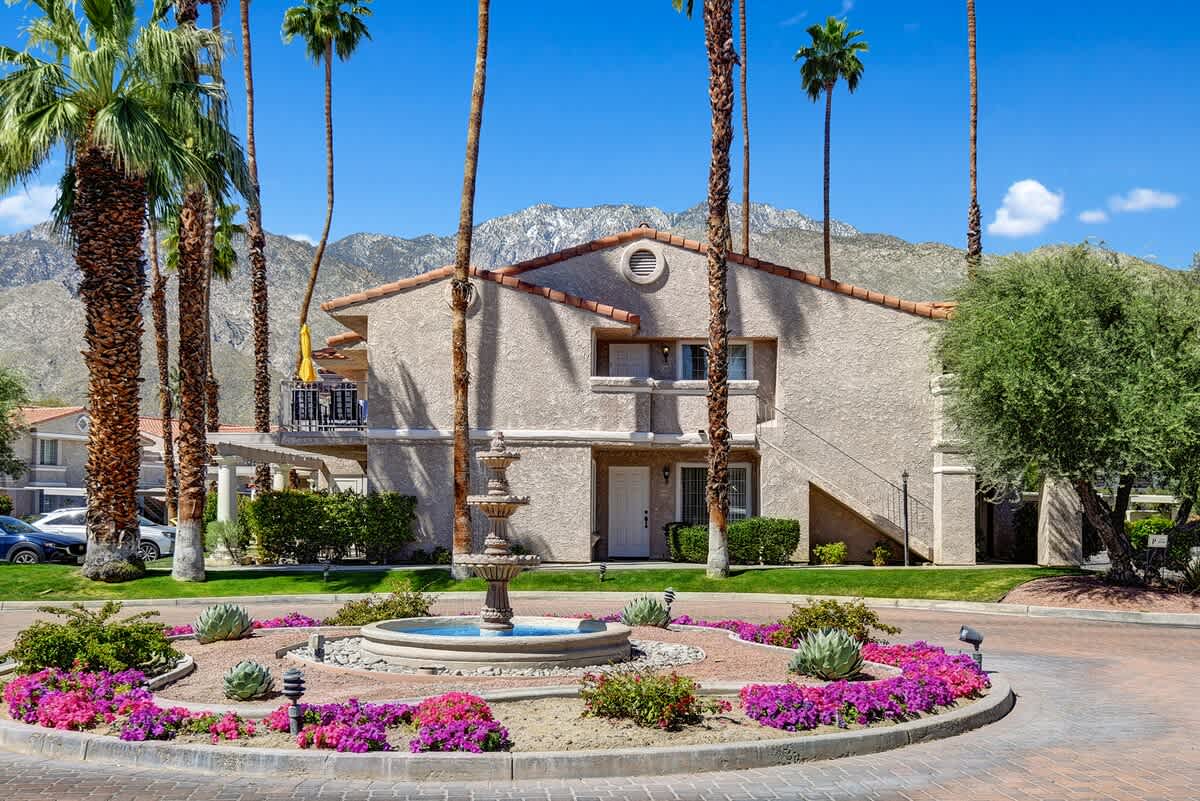 Mascarpones Mojo Dojo - Alice Lodging