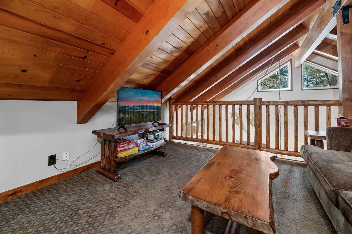 Rustic Ridge Manor-121