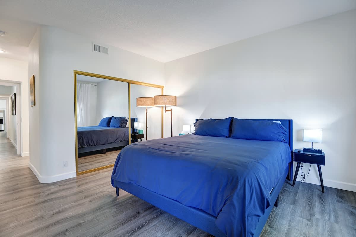 MAIN BEDROOM REVERSE