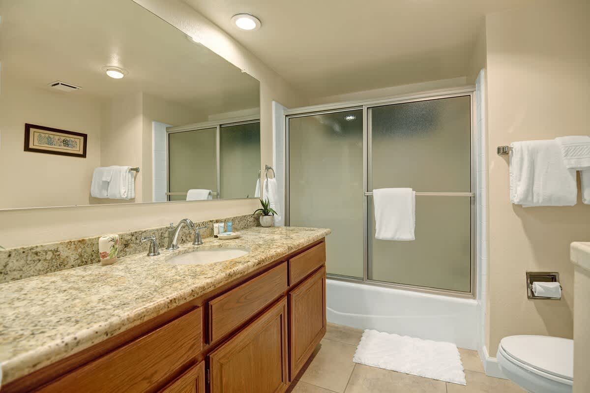 GUEST BATHROOM