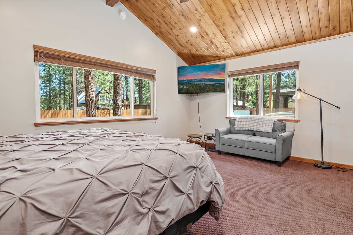 Rustic Ridge Manor-129