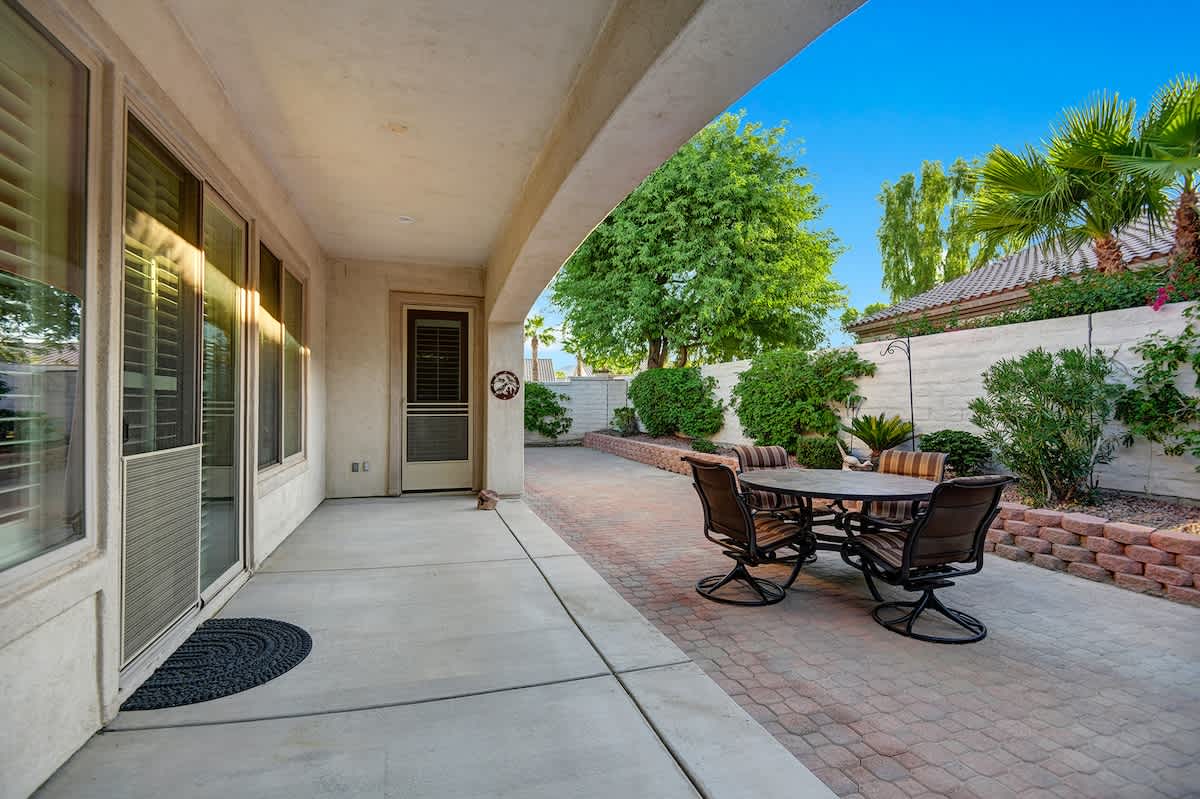 BACK PATIO CONTINUED