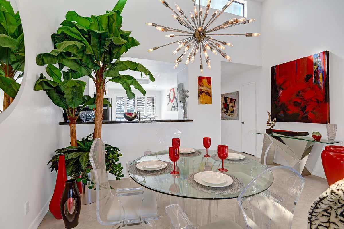 DINING SPACE.jpg mls