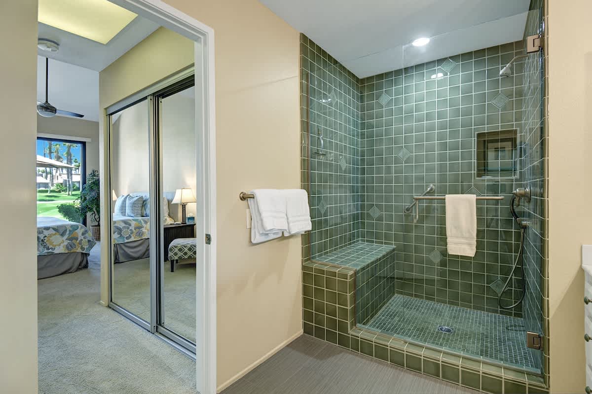 BEDROOM 1 BATHROOM REVERSE