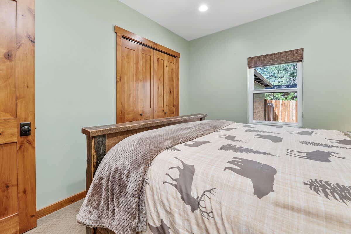 Rustic Ridge Manor-139